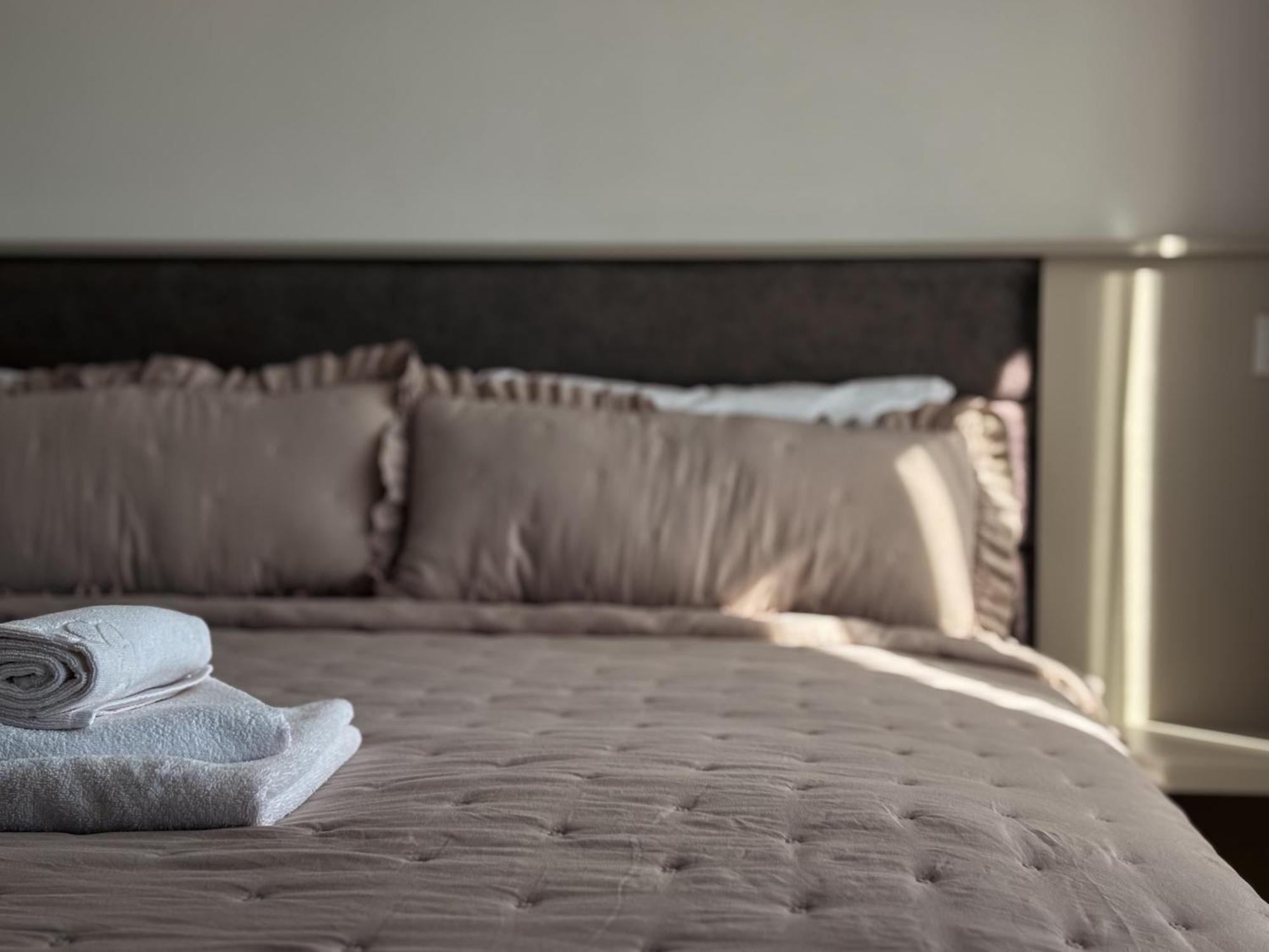 Dariq Appartement Kazanlŭk Buitenkant foto